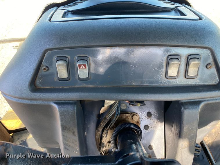 image for item KB9482 2002 John Deere 310G  backhoe