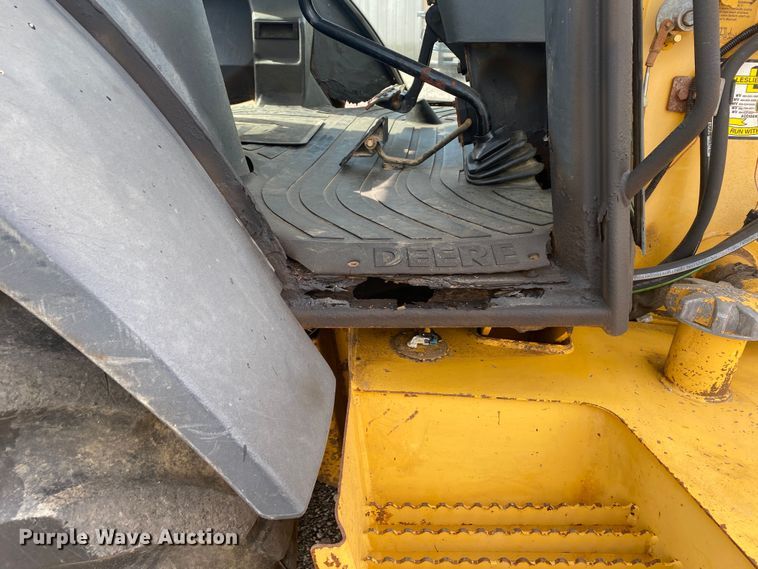 image for item KB9482 2002 John Deere 310G  backhoe