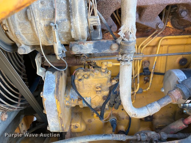 image for item KB9482 2002 John Deere 310G  backhoe