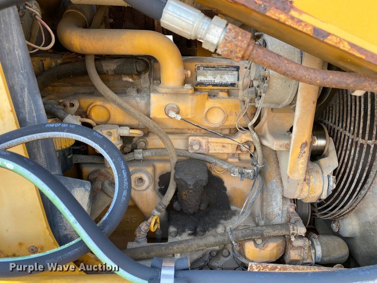 image for item KB9482 2002 John Deere 310G  backhoe