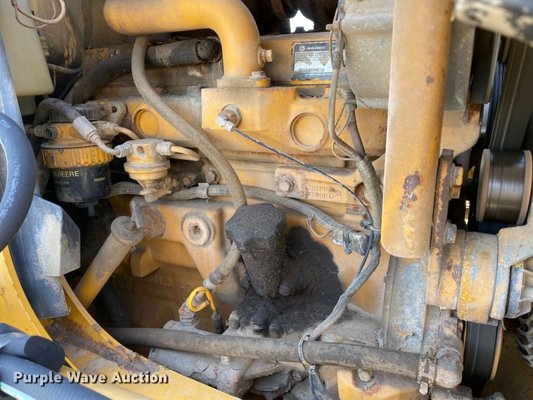 image for item KB9482 2002 John Deere 310G  backhoe