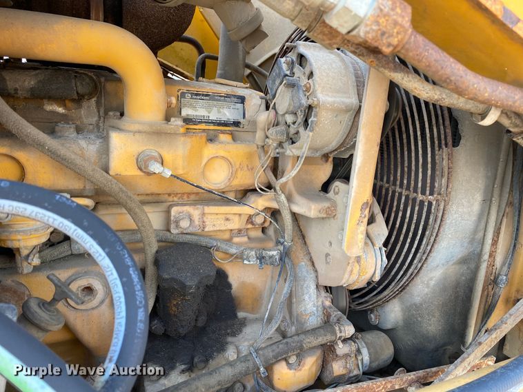 image for item KB9482 2002 John Deere 310G  backhoe