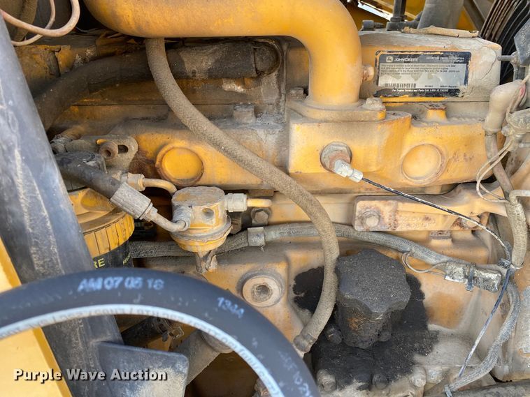 image for item KB9482 2002 John Deere 310G  backhoe