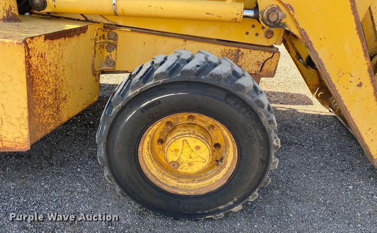 image for item KB9482 2002 John Deere 310G  backhoe