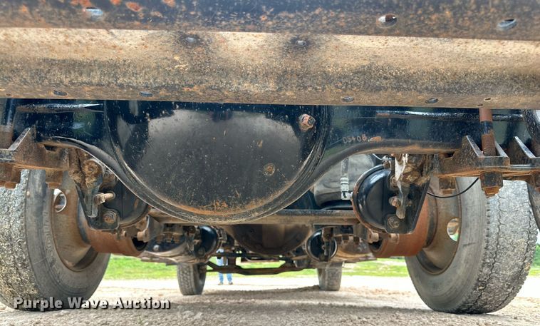 image for item KM9909 1998 Mack CH613  semi truck