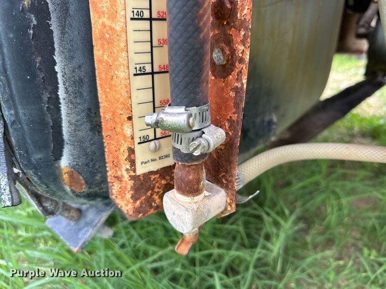 image for item KM9910 1992 Mack DM Series  ready mix truck