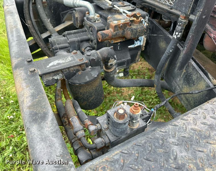 image for item KM9910 1992 Mack DM Series  ready mix truck