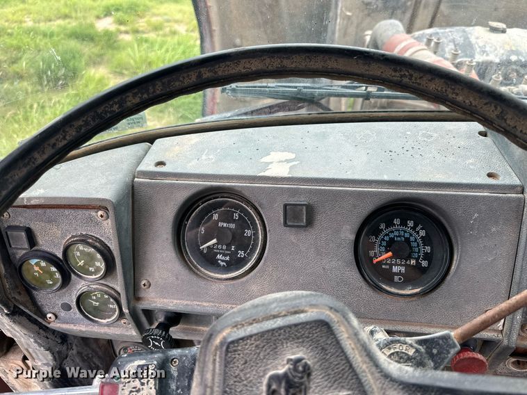 image for item KM9910 1992 Mack DM Series  ready mix truck