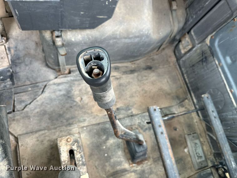 image for item KM9910 1992 Mack DM Series  ready mix truck