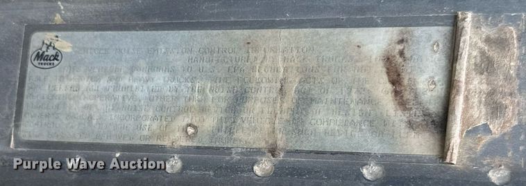 image for item KM9910 1992 Mack DM Series  ready mix truck