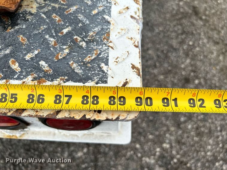 image for item KW9171 2004 Chevrolet C4500  bucket truck