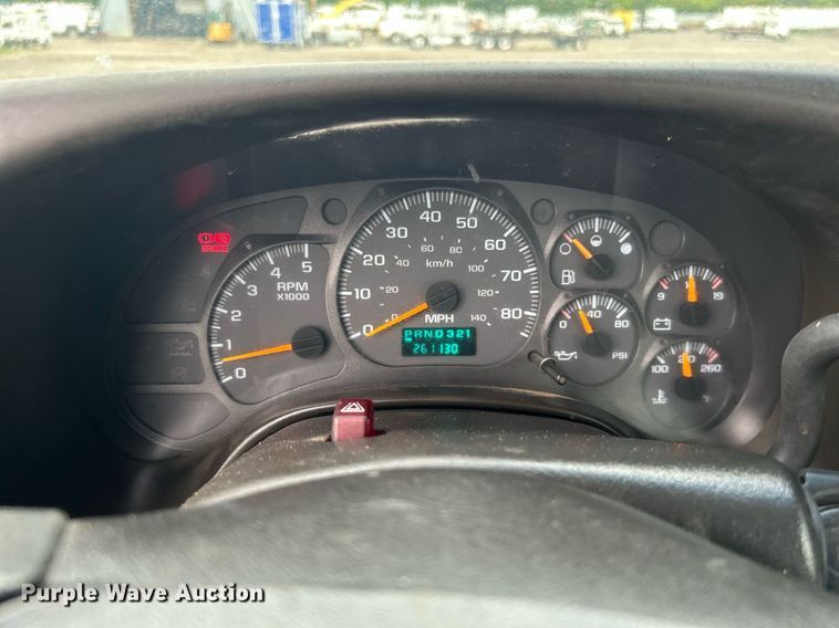 image for item KW9171 2004 Chevrolet C4500  bucket truck