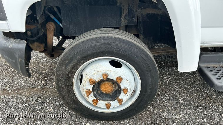 image for item KW9171 2004 Chevrolet C4500  bucket truck