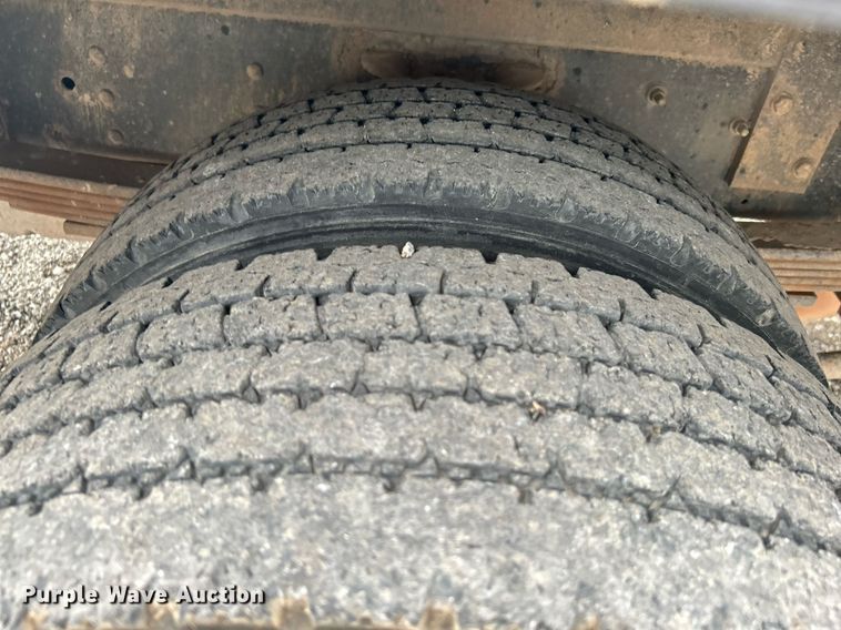 image for item KW9171 2004 Chevrolet C4500  bucket truck