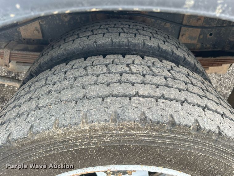 image for item KW9171 2004 Chevrolet C4500  bucket truck