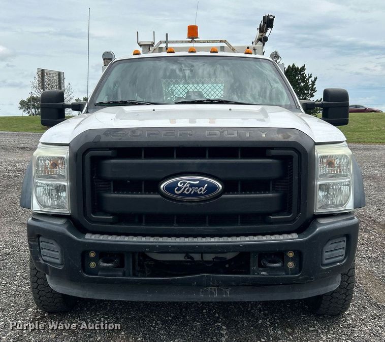 image for item KW9175 2011 Ford F550 Super Duty  Crew Cab utility / service truck