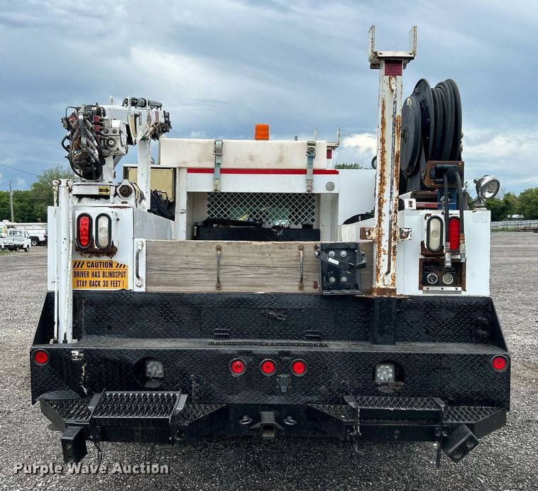 image for item KW9175 2011 Ford F550 Super Duty  Crew Cab utility / service truck