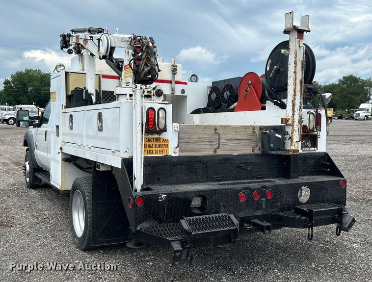 image for item KW9175 2011 Ford F550 Super Duty  Crew Cab utility / service truck