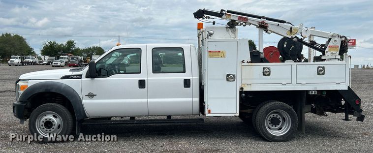 image for item KW9175 2011 Ford F550 Super Duty  Crew Cab utility / service truck