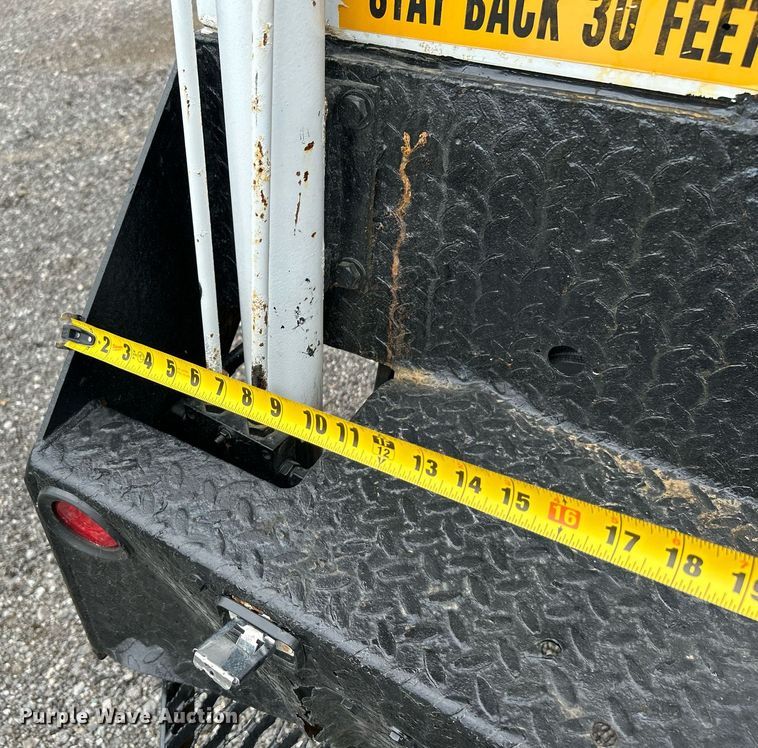 image for item KW9175 2011 Ford F550 Super Duty  Crew Cab utility / service truck