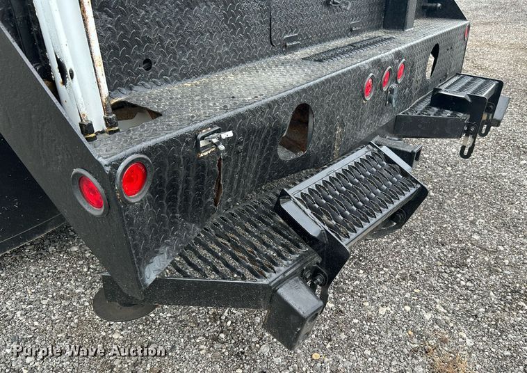 image for item KW9175 2011 Ford F550 Super Duty  Crew Cab utility / service truck