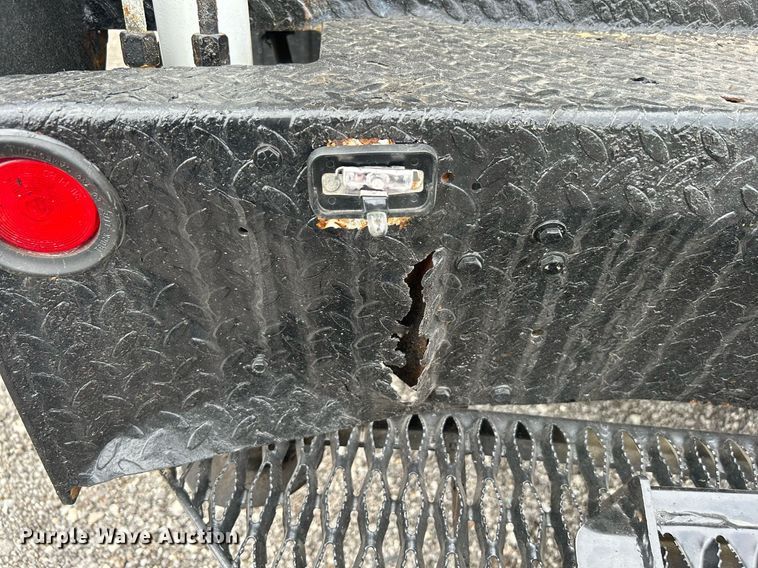 image for item KW9175 2011 Ford F550 Super Duty  Crew Cab utility / service truck