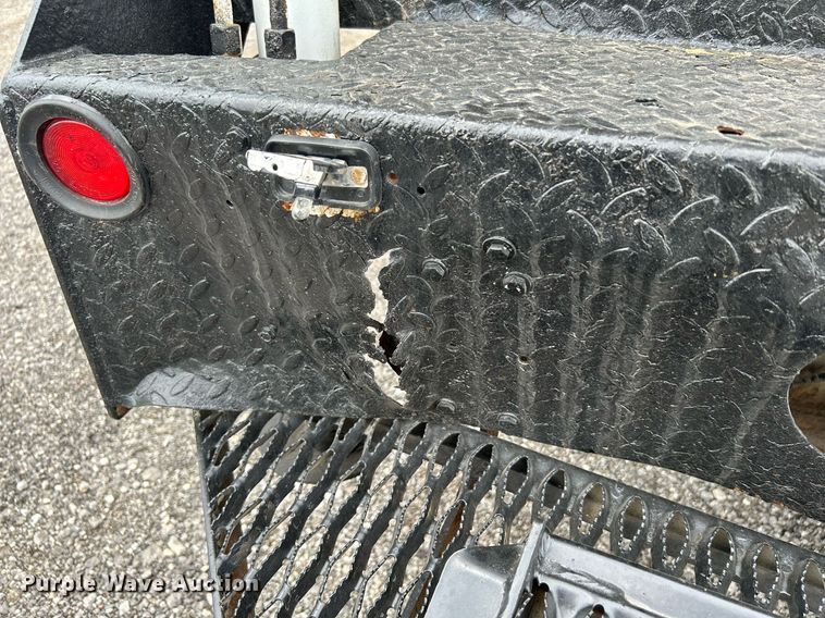 image for item KW9175 2011 Ford F550 Super Duty  Crew Cab utility / service truck