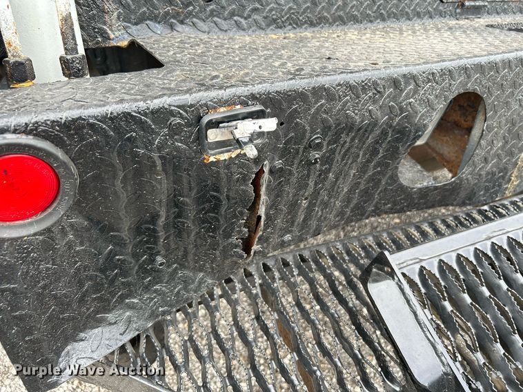 image for item KW9175 2011 Ford F550 Super Duty  Crew Cab utility / service truck