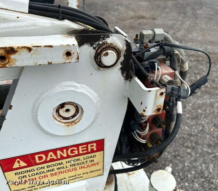 image for item KW9175 2011 Ford F550 Super Duty  Crew Cab utility / service truck