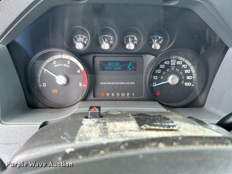 image for item KW9175 2011 Ford F550 Super Duty  Crew Cab utility / service truck