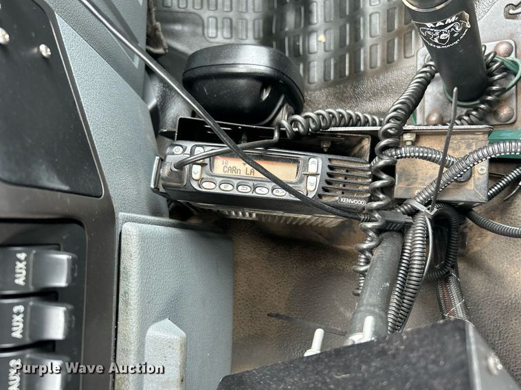 image for item KW9175 2011 Ford F550 Super Duty  Crew Cab utility / service truck