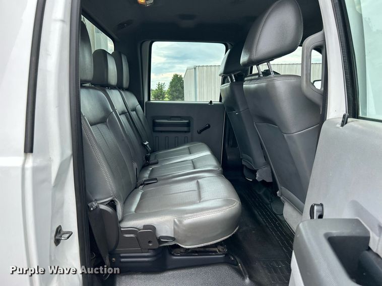 image for item KW9175 2011 Ford F550 Super Duty  Crew Cab utility / service truck