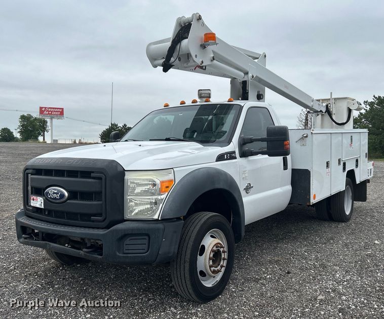 image for item KW9180 2011 Ford F550 Super Duty  bucket truck
