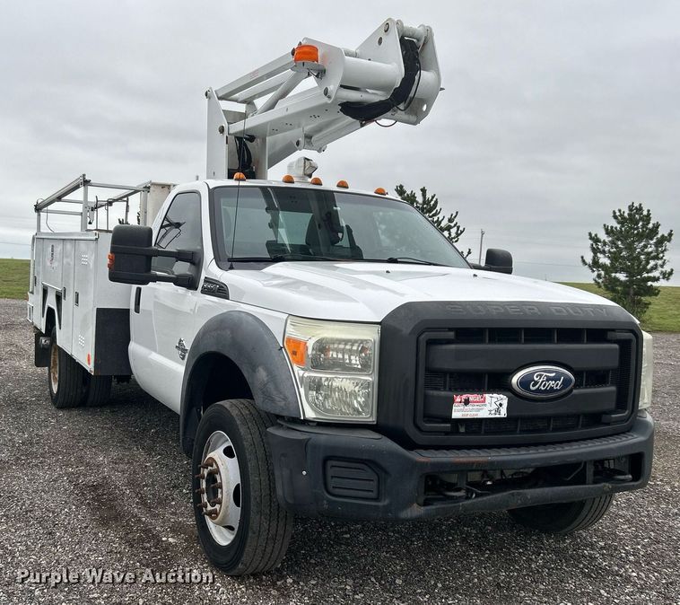 image for item KW9180 2011 Ford F550 Super Duty  bucket truck