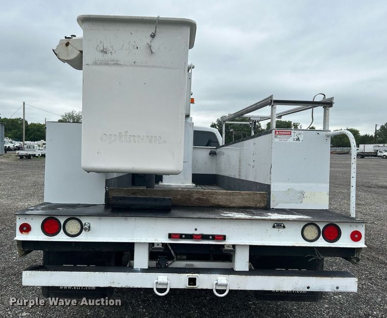 image for item KW9180 2011 Ford F550 Super Duty  bucket truck
