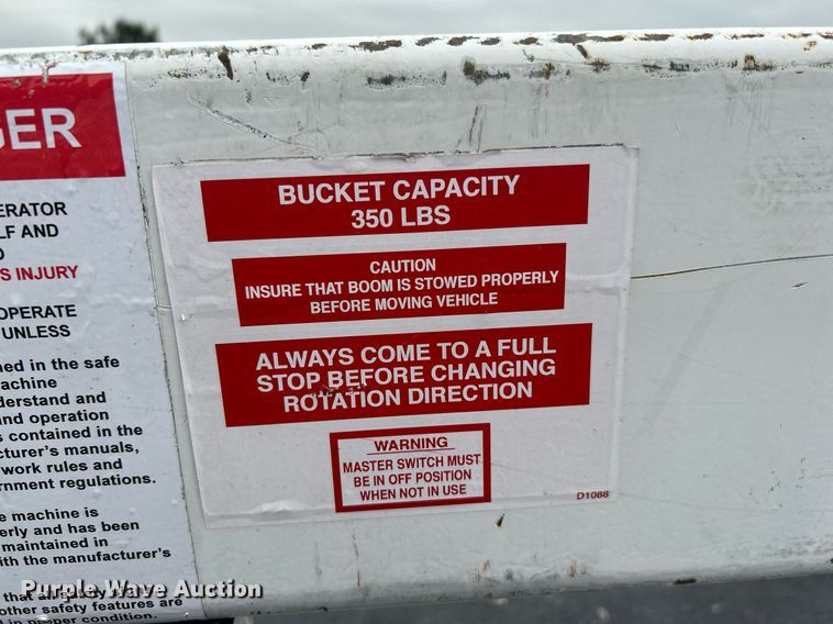 image for item KW9180 2011 Ford F550 Super Duty  bucket truck