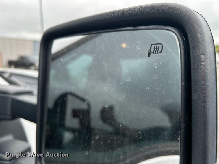 image for item KW9180 2011 Ford F550 Super Duty  bucket truck