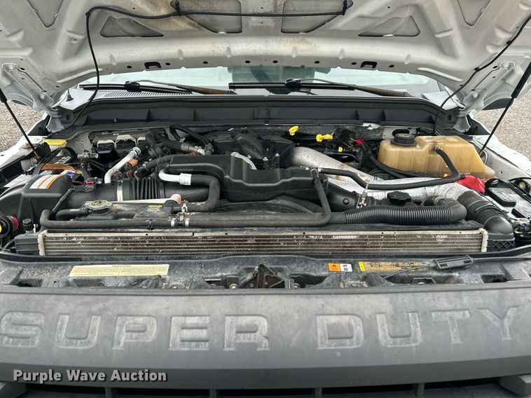 image for item KW9180 2011 Ford F550 Super Duty  bucket truck