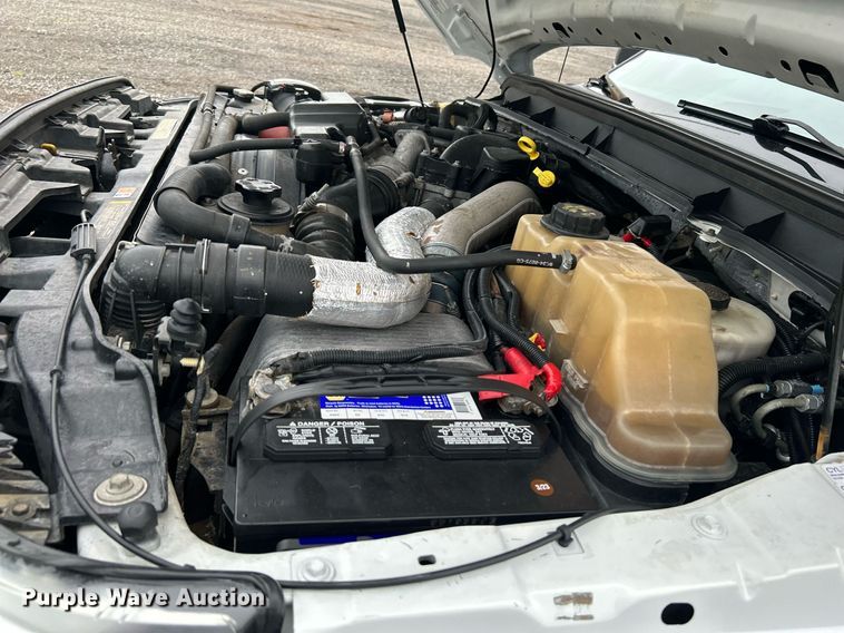 image for item KW9180 2011 Ford F550 Super Duty  bucket truck