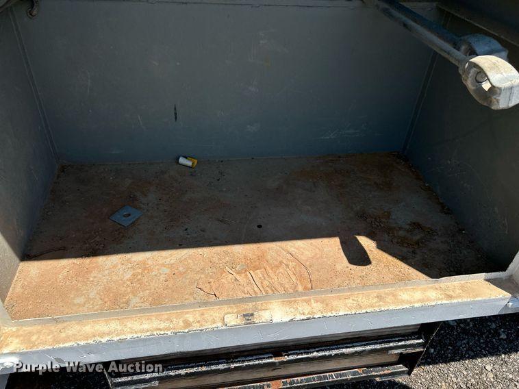 image for item KW9188 2007 Ford F750  digger derrick truck