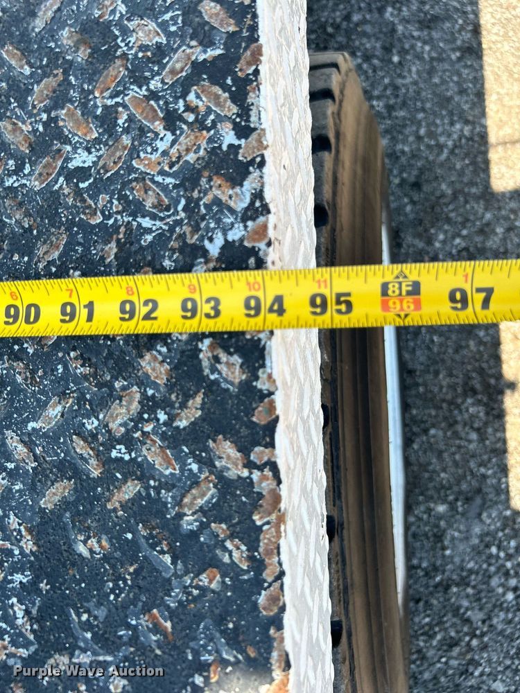 image for item KW9188 2007 Ford F750  digger derrick truck