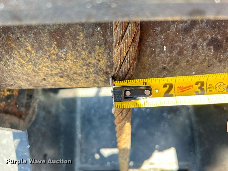 image for item KW9188 2007 Ford F750  digger derrick truck