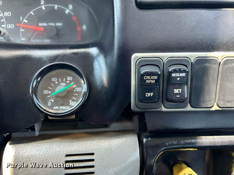 image for item KW9188 2007 Ford F750  digger derrick truck