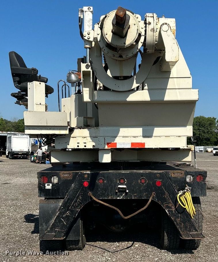 image for item KW9191 2008 Sterling Acterra  drilling rig truck