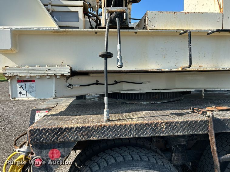 image for item KW9191 2008 Sterling Acterra  drilling rig truck