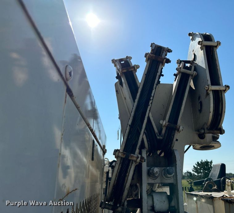 image for item KW9191 2008 Sterling Acterra  drilling rig truck