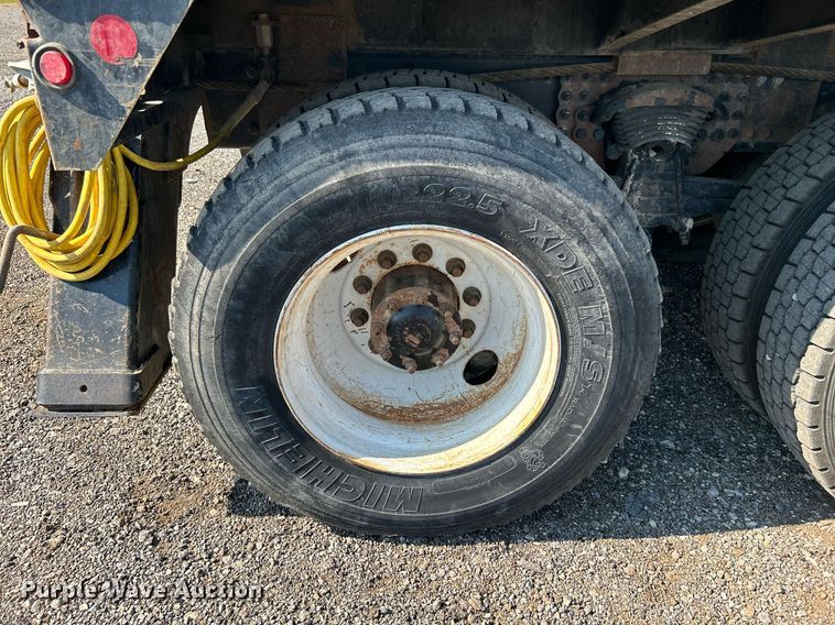 image for item KW9191 2008 Sterling Acterra  drilling rig truck