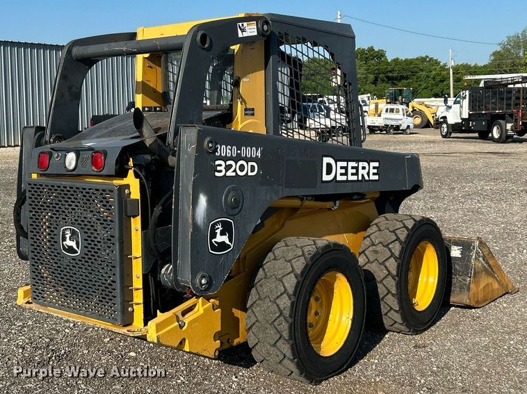 image for item KW9193 2012 John Deere 320D  skid steer loader