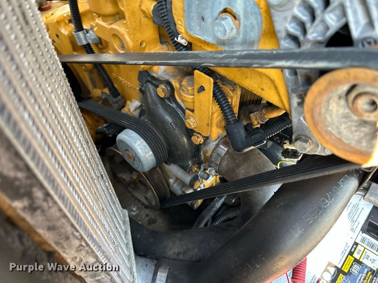image for item KW9193 2012 John Deere 320D  skid steer loader
