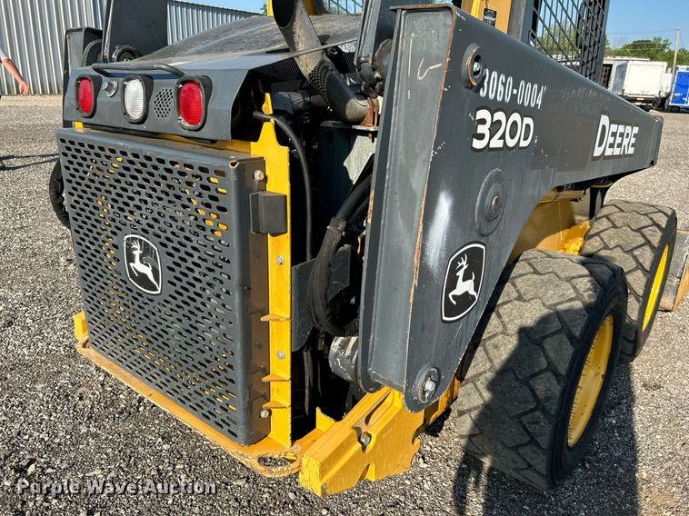 image for item KW9193 2012 John Deere 320D  skid steer loader